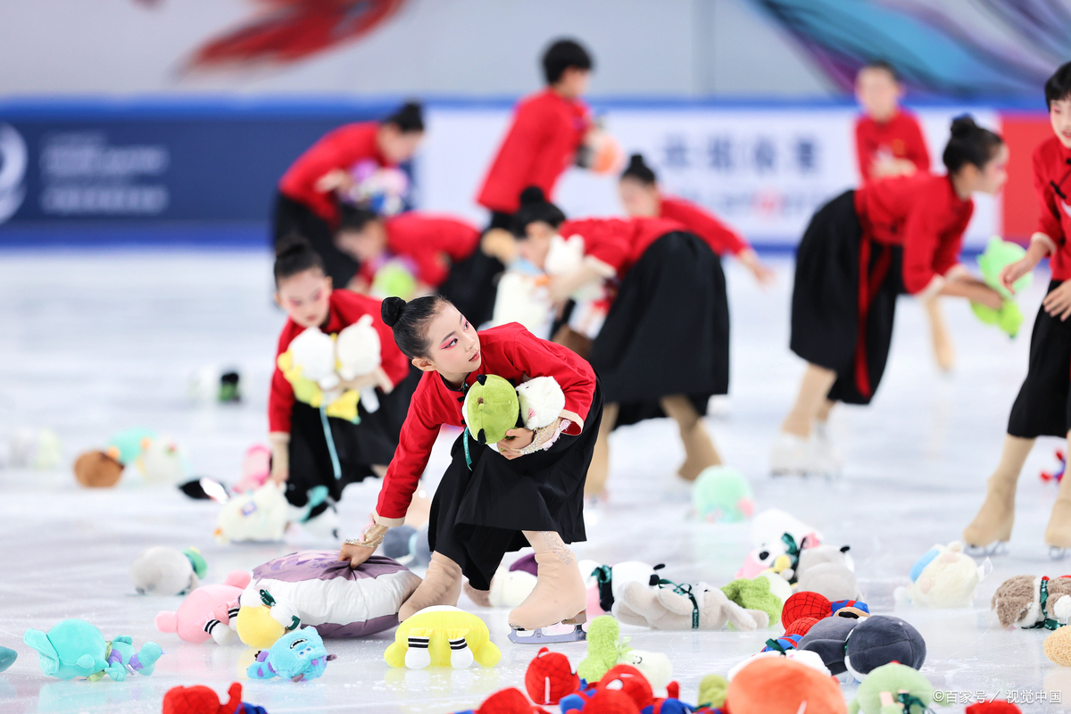中国国家队在国际赛场上大放异彩 